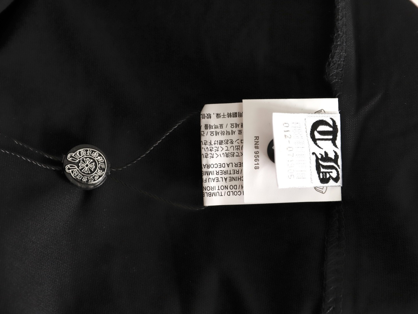 Ch**me He**ts 25fw long-sleeved t-shirt