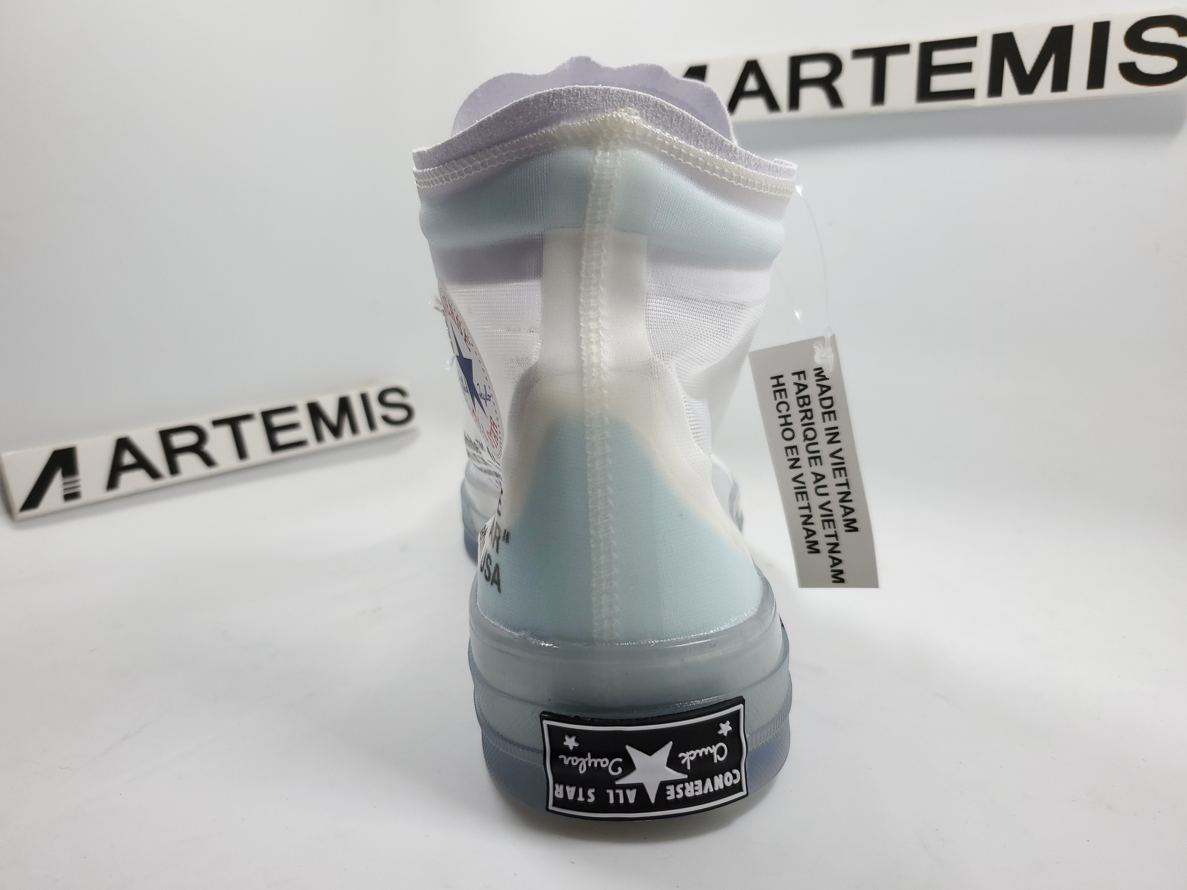 Converse Chuck Taylor All-Star Hi Off-White