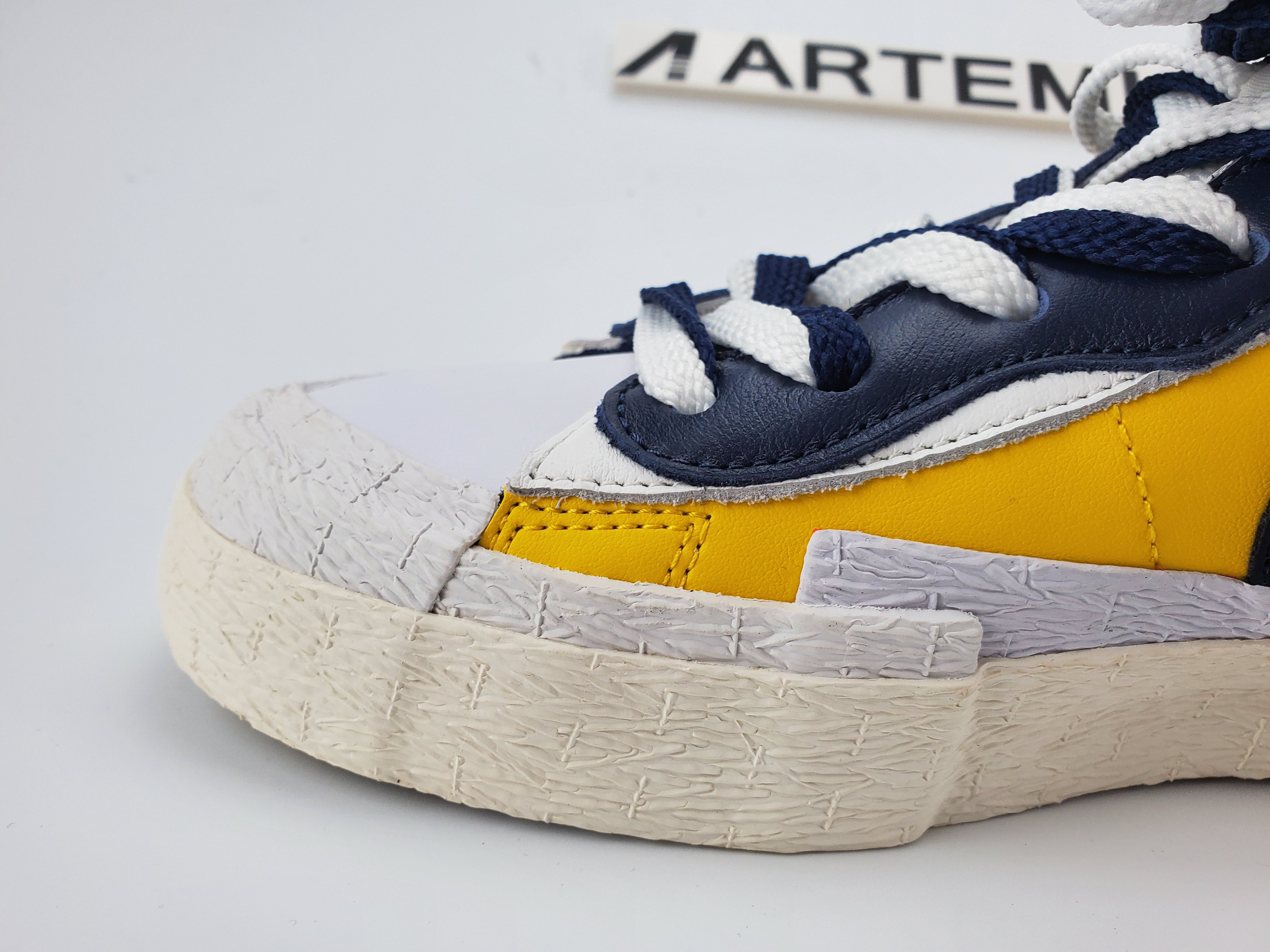 Nike Blazer High sacai Snow Beach