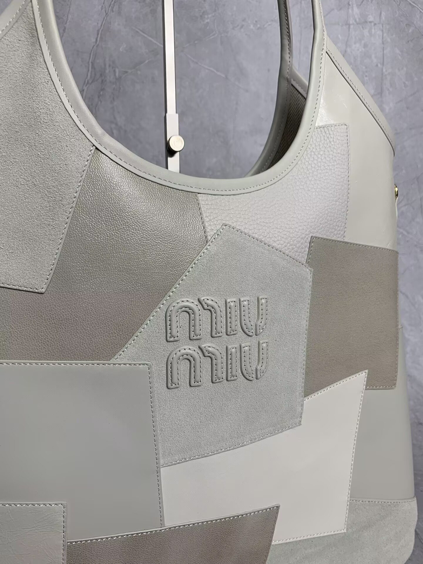 Miu Miu IVY leather patchwork bag 40x35cm