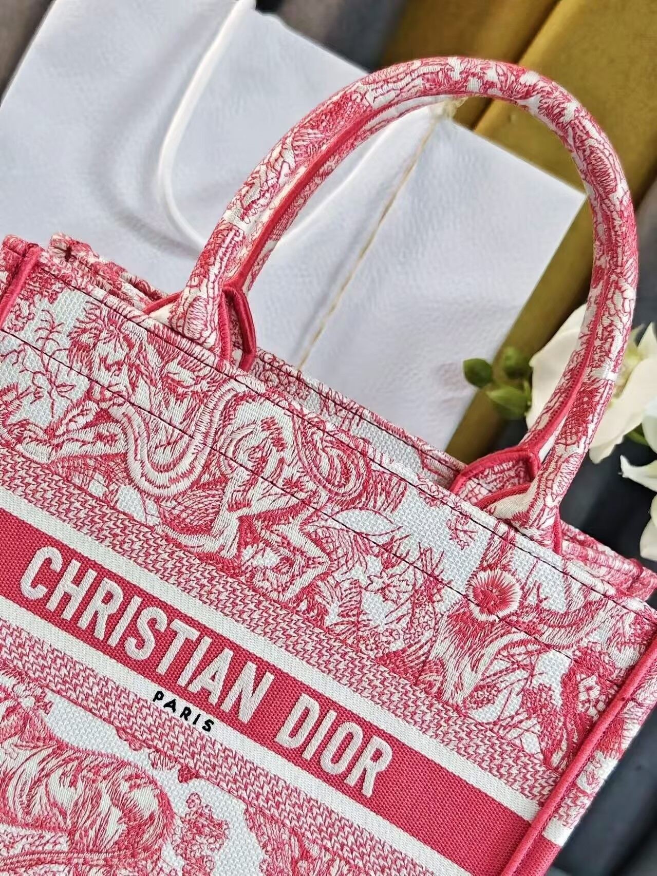 D*or tote 26 x 8 x 22cm