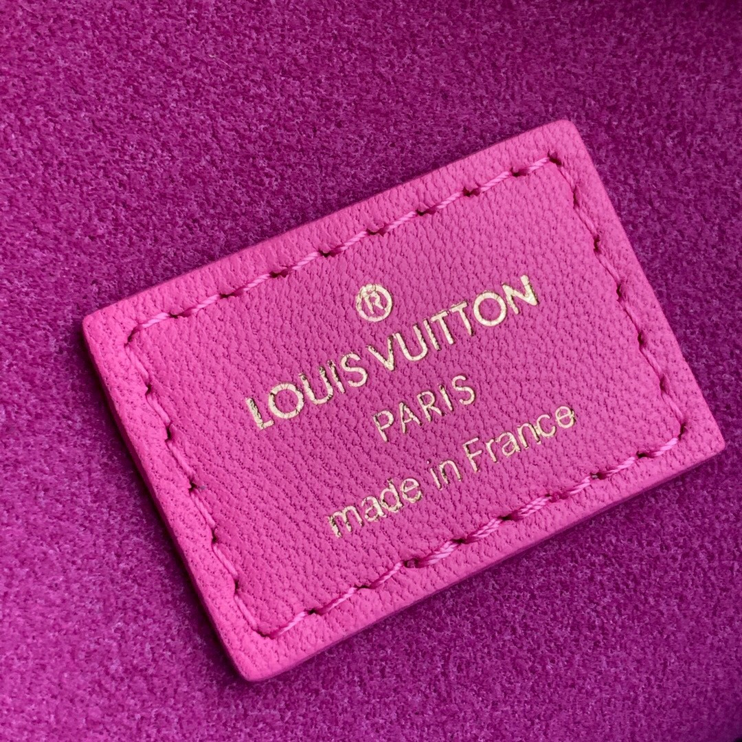 LV COUSSIN PM M58628