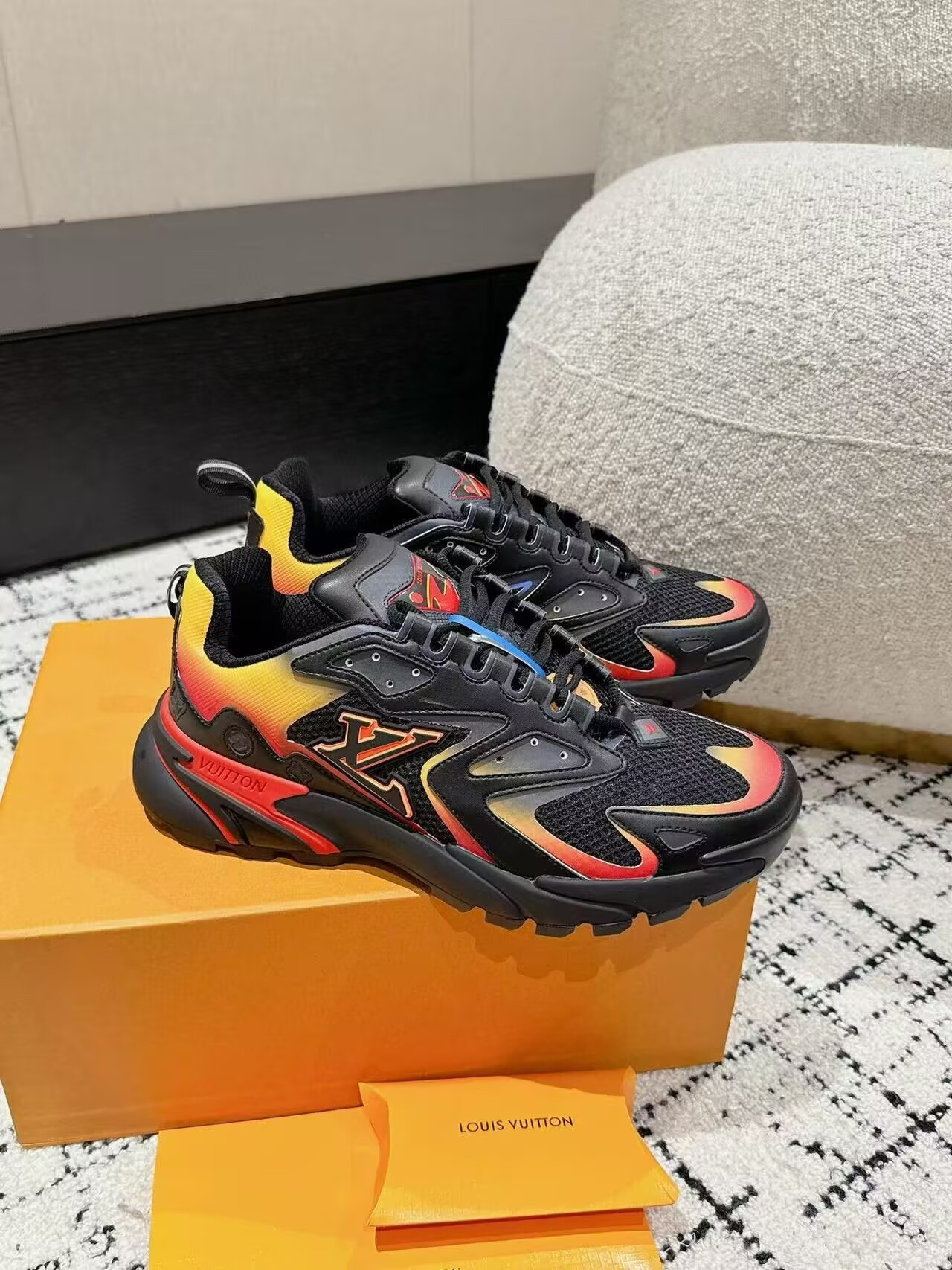 UA LV Runner Tatic Moka