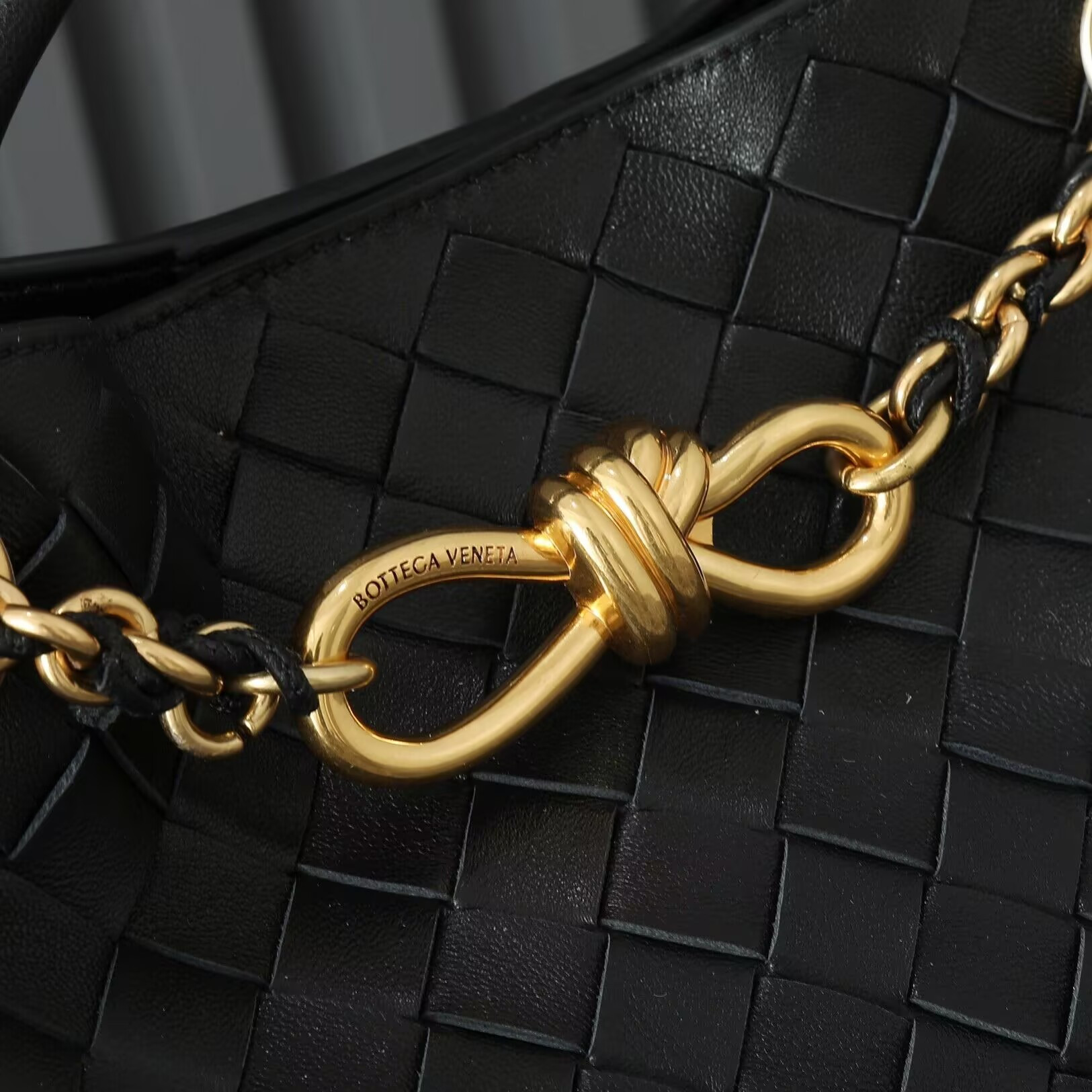 bo*te*ga Ve*ne*ta small andiamo 25x22x10.5cm