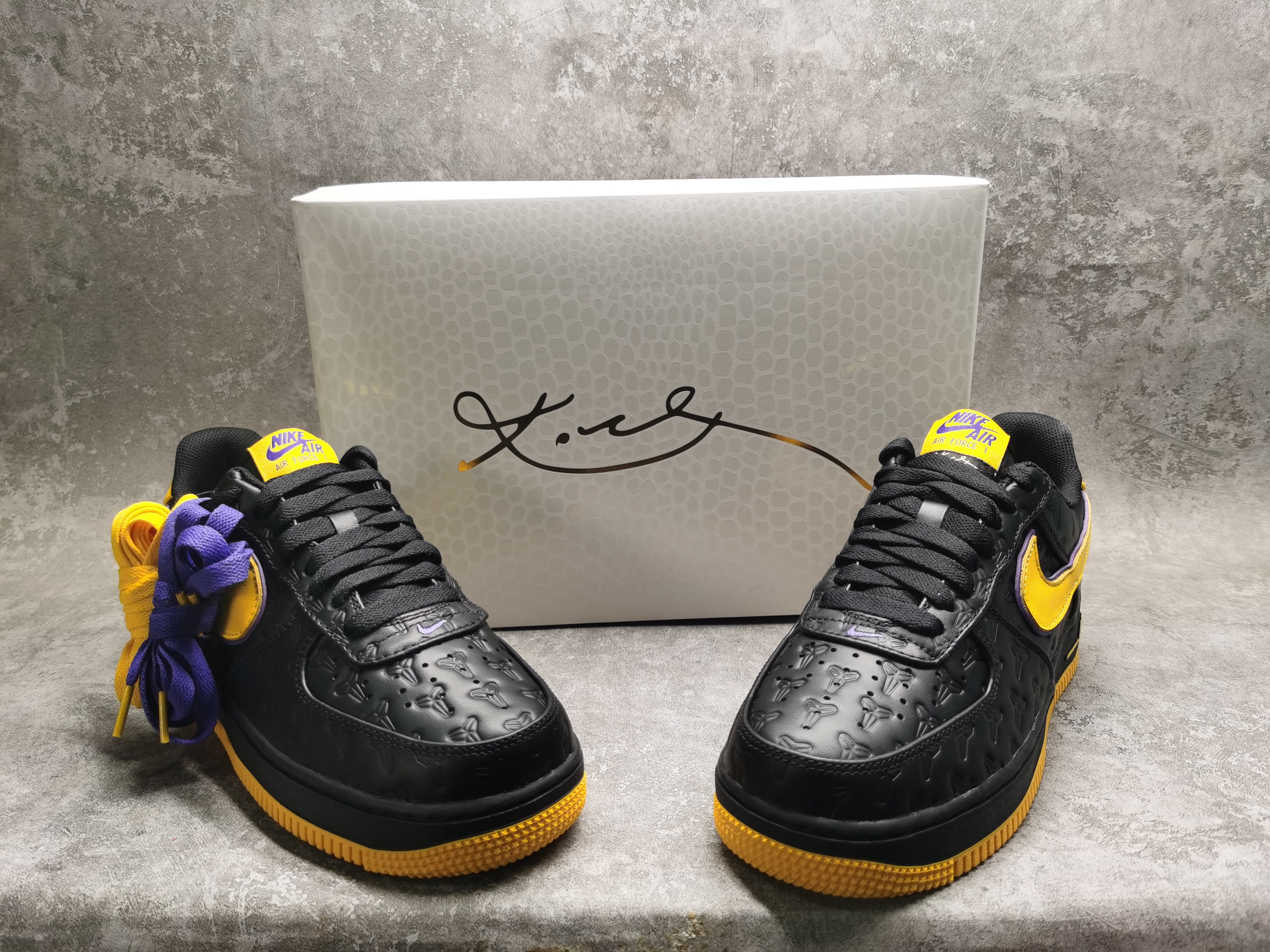 UA Nike Air Force 1 Low