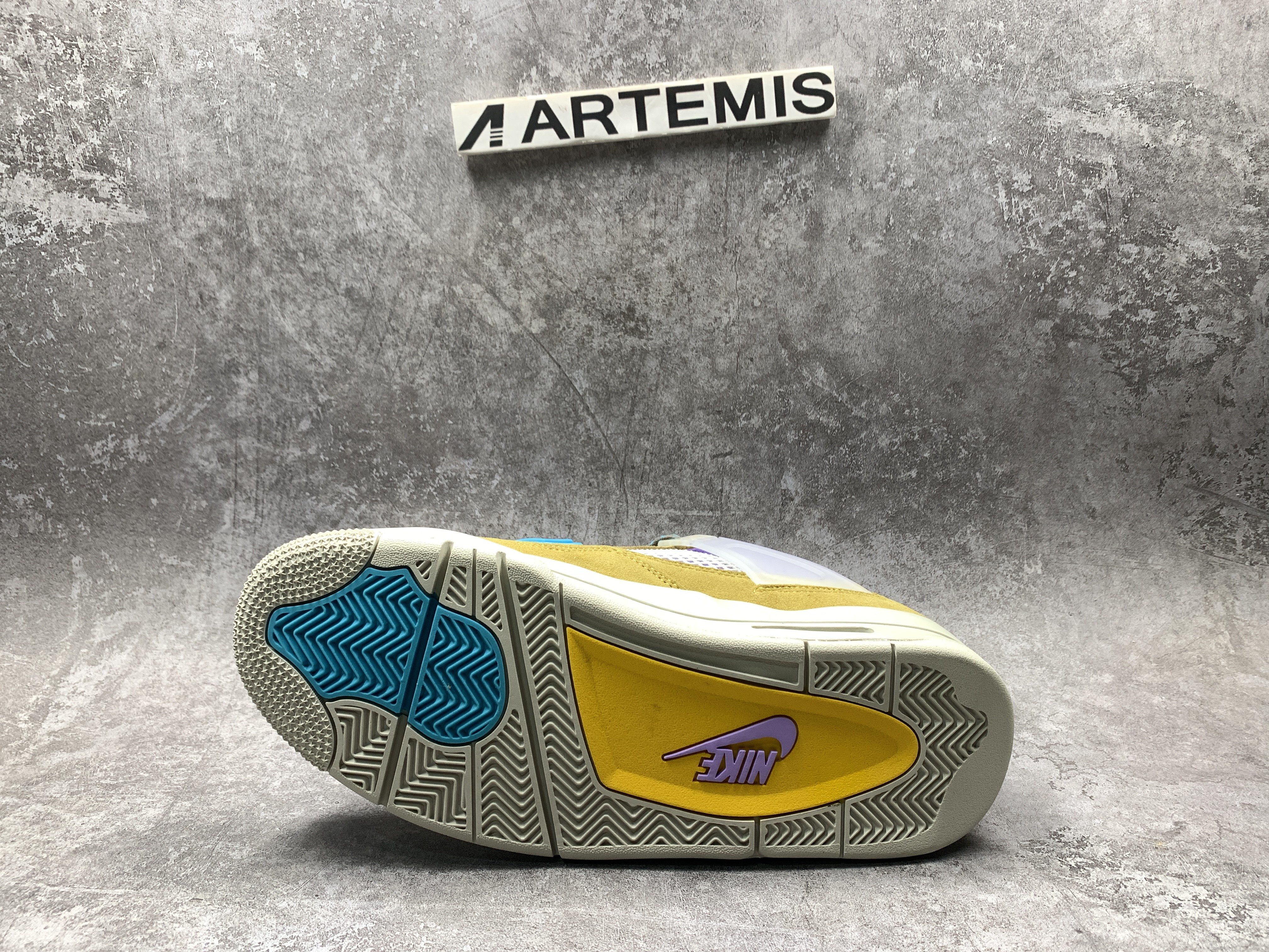 Air Jordan 4 Retro SP 30th Anniversary Union Desert Moss