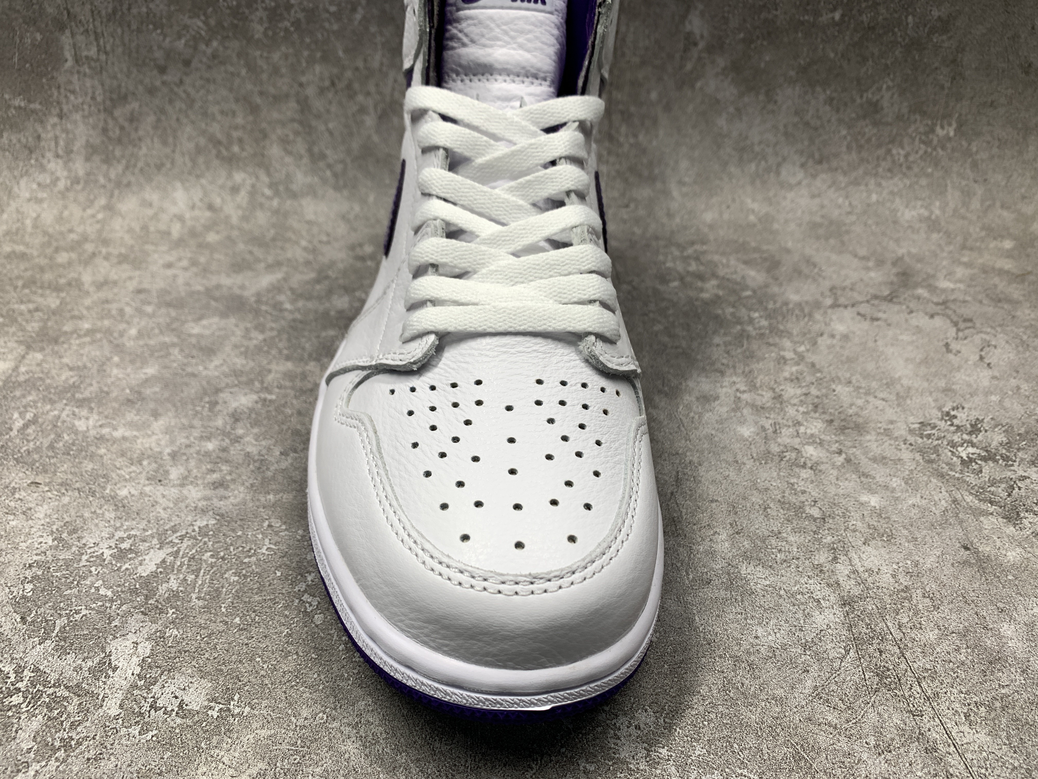 Air Jordan 1 Retro High White/Court Purple