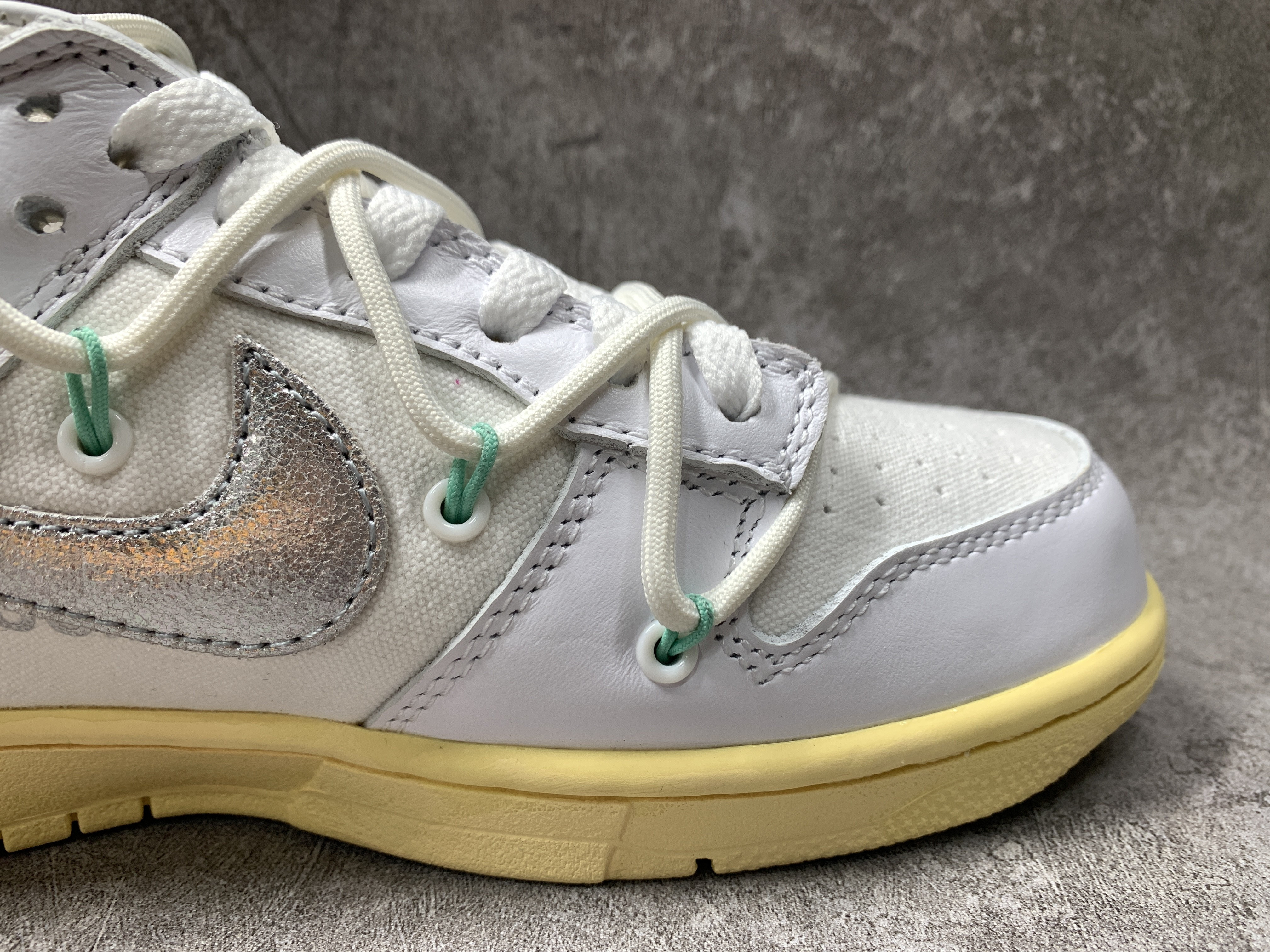 Nike Dunk Low Off White 