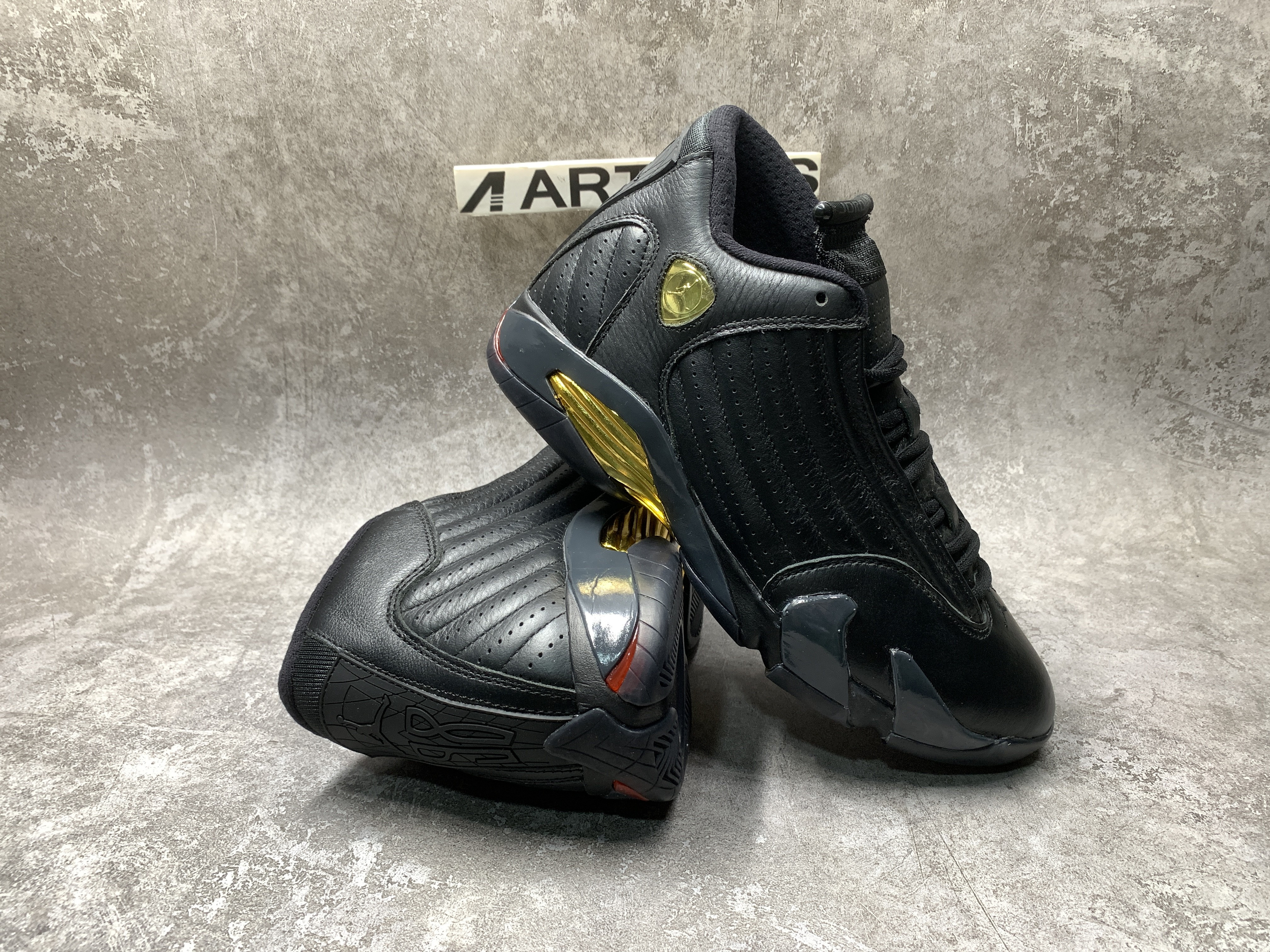 Air Jordan 14 Retro Defining Moments
