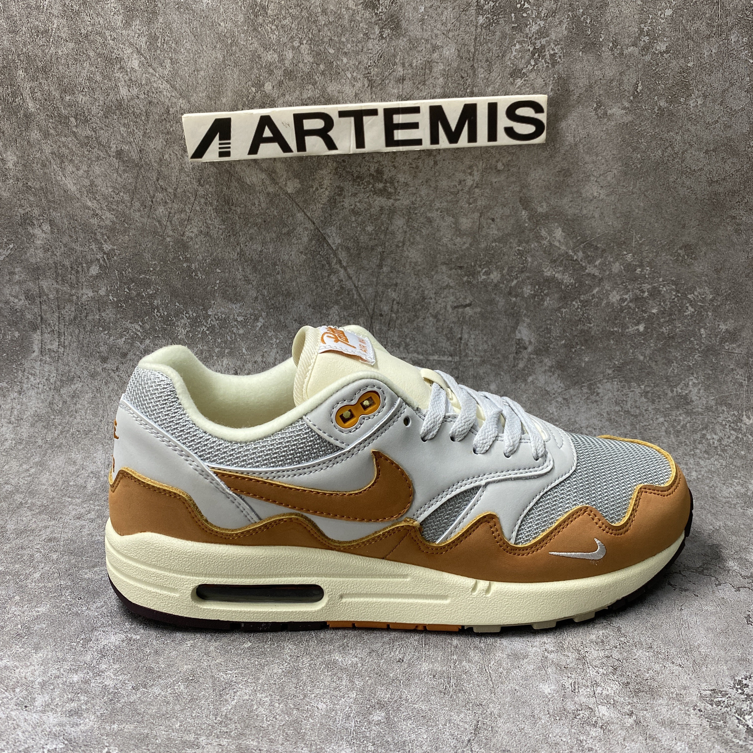 Nike Air Max 1 Patta Waves Monarch