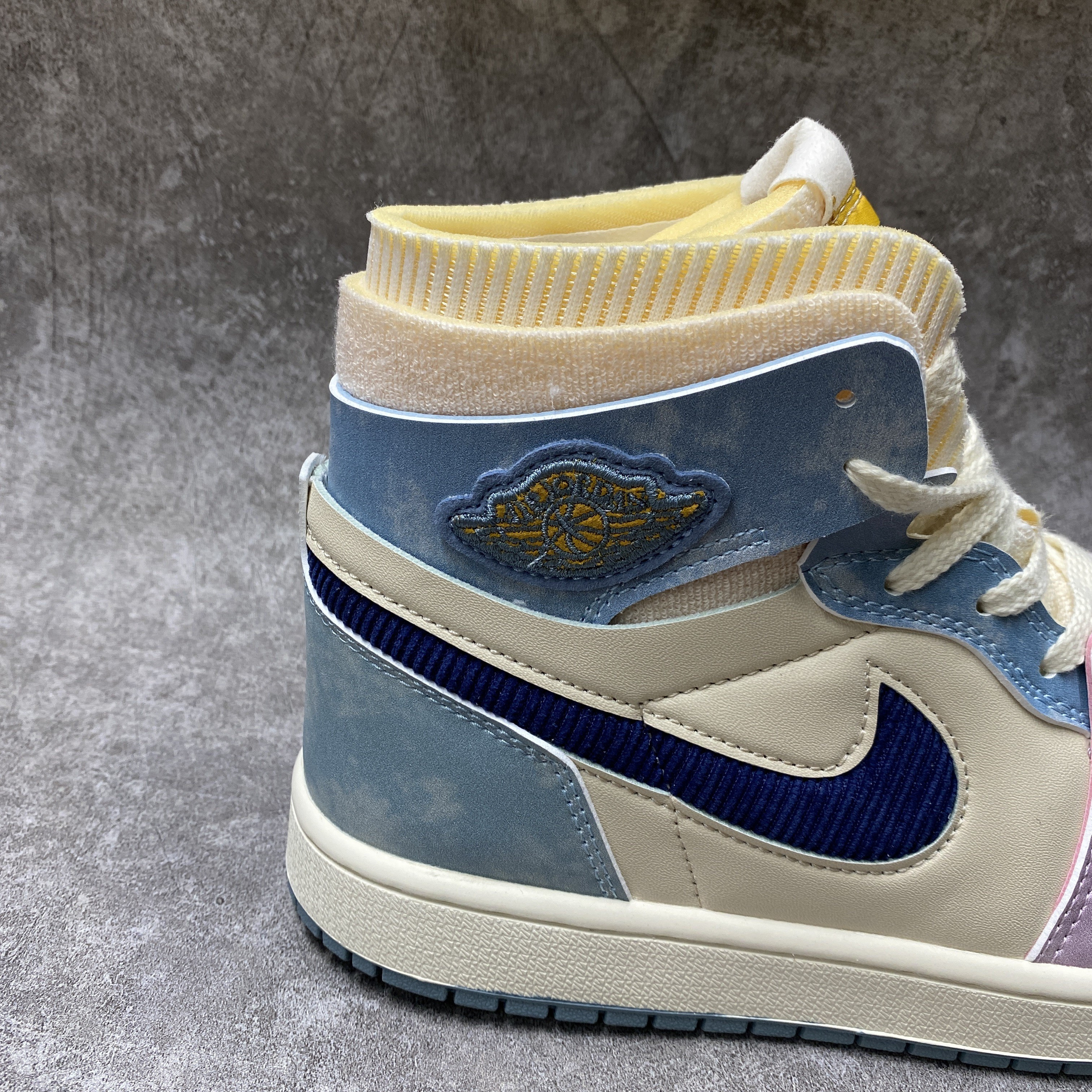 Air Jordan 1 High Zoom Air CMFT Celestine Blue