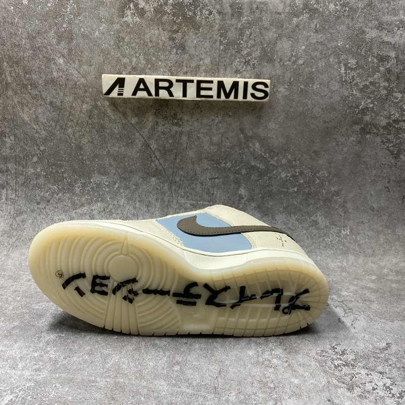 Nike Dunk Low Travis Scott x Playstation