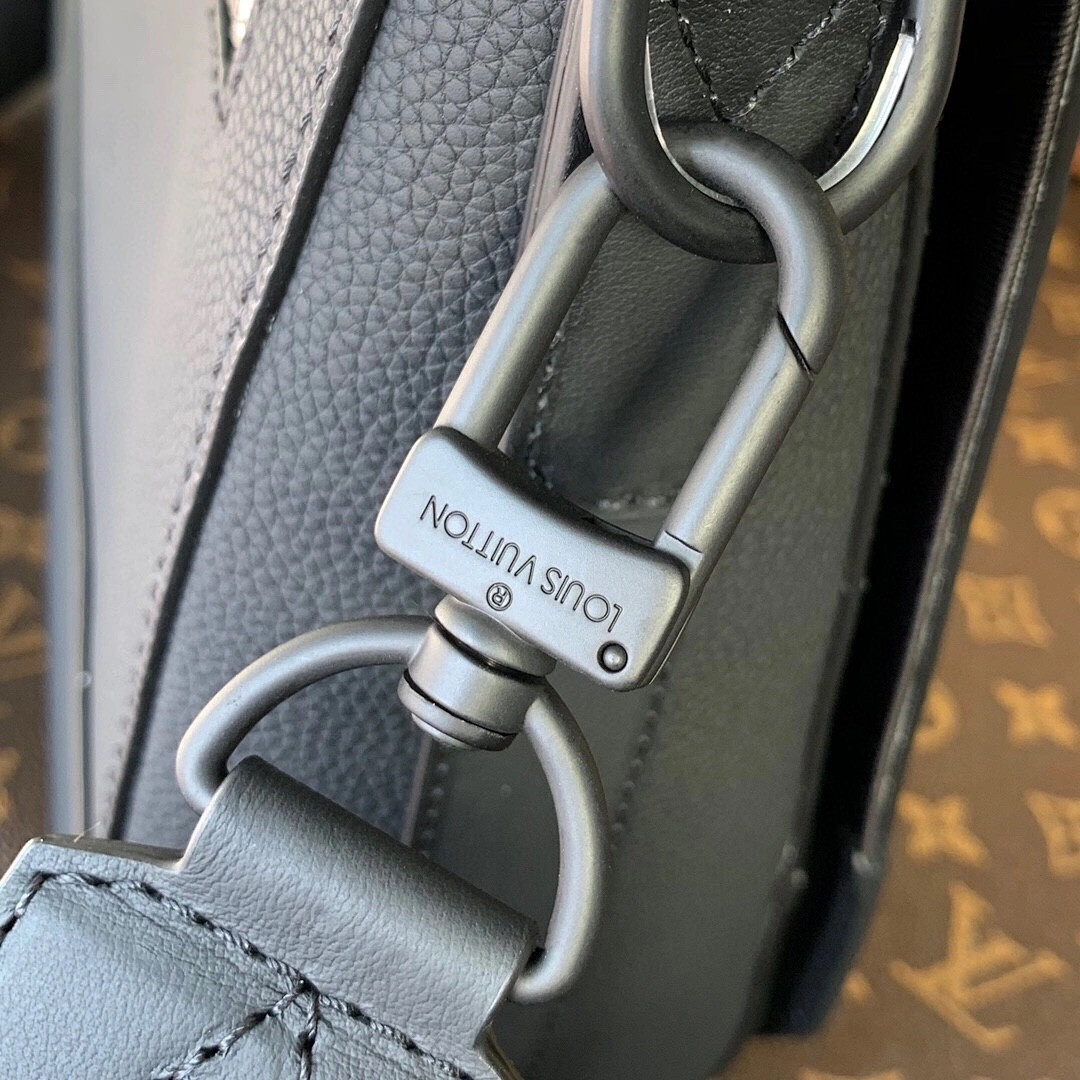 LV MESSENGER M57080