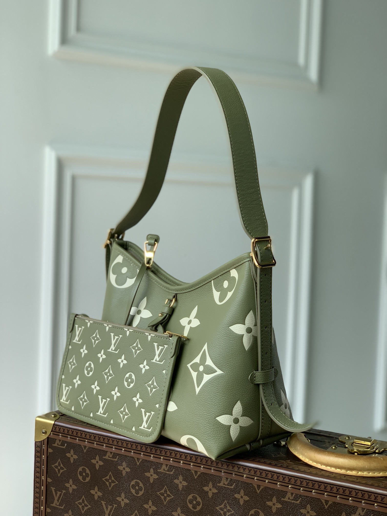 LV M46672 CarryAll PM M46672