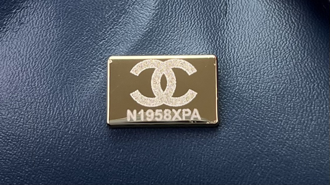 Ch*el mini classic 11.12 handbag tweed & gold-tone metal 4.7 × 7.8 × 2.3 in