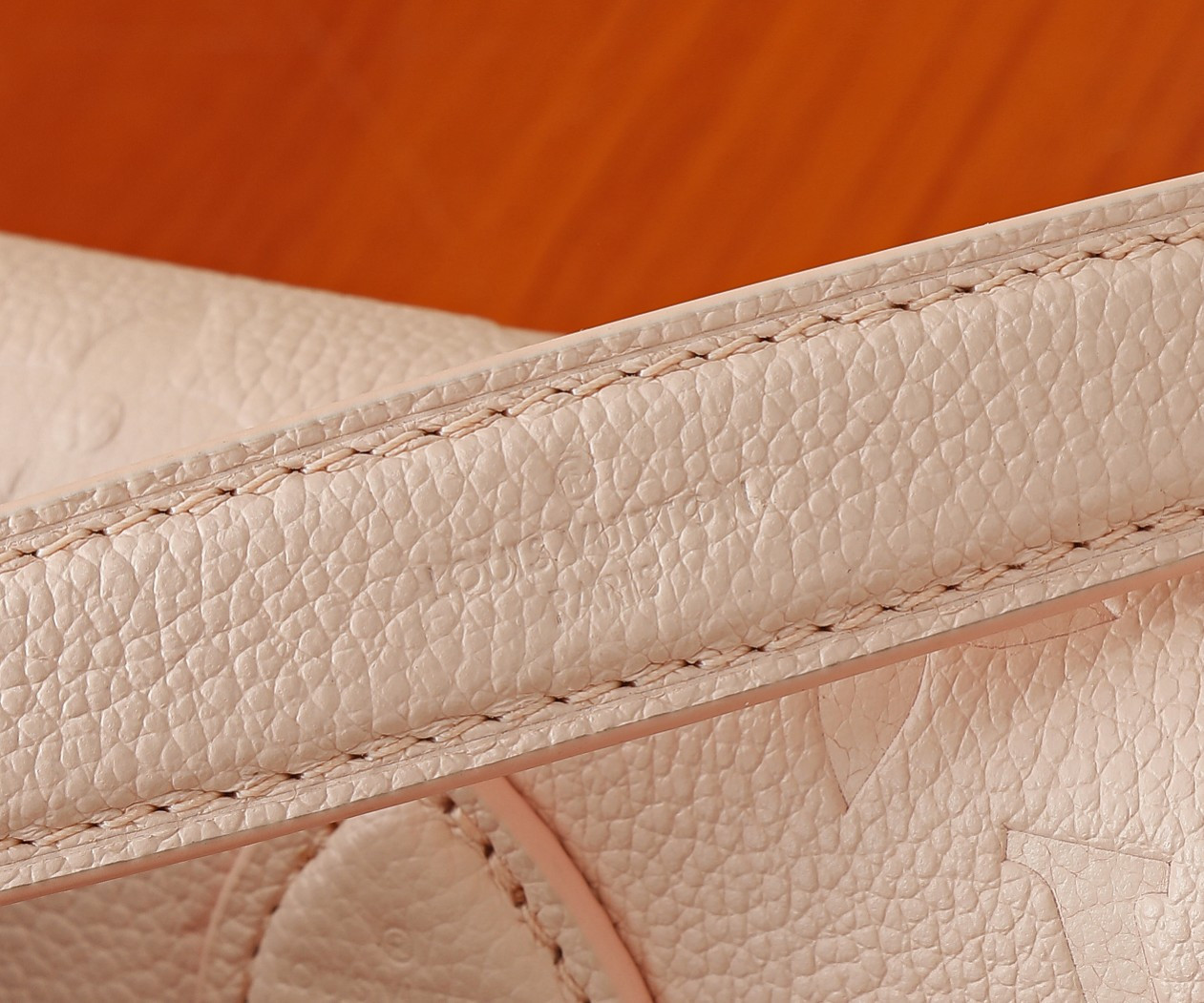 LV Nano Diane  M83566 7.5 x 4.1 x 2.4 in