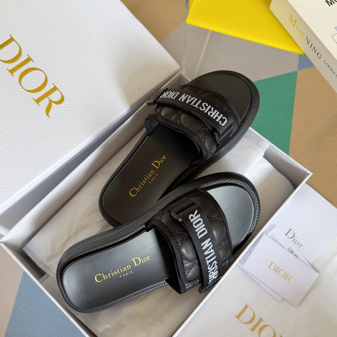 ua D*oriviera dio(r)evolution slide black