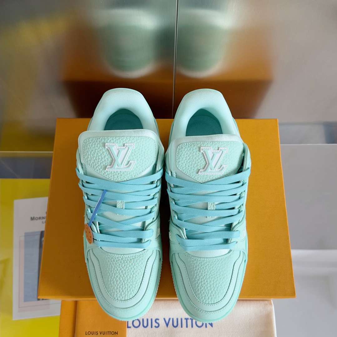 UA LV Trainer Sneaker