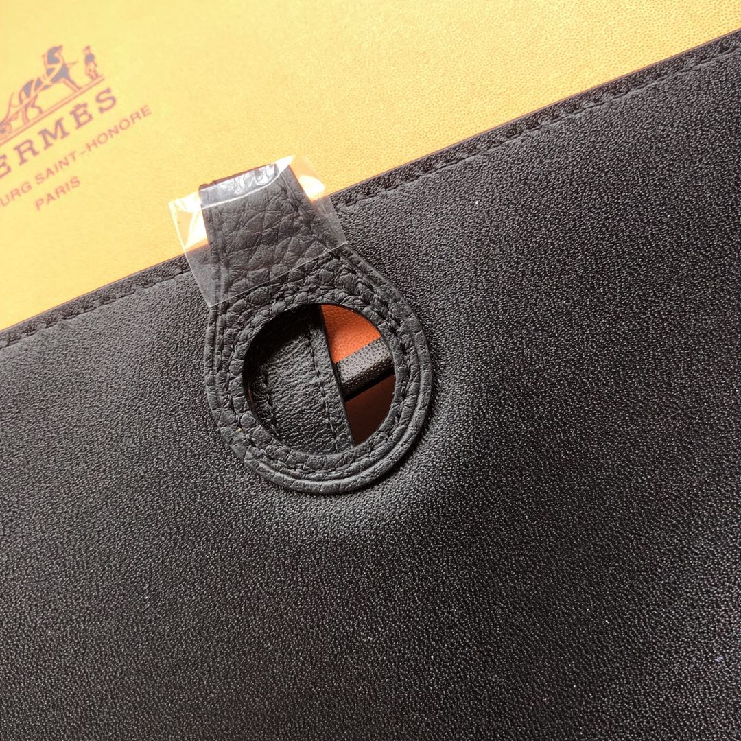 H**me5 dogon duo wallet