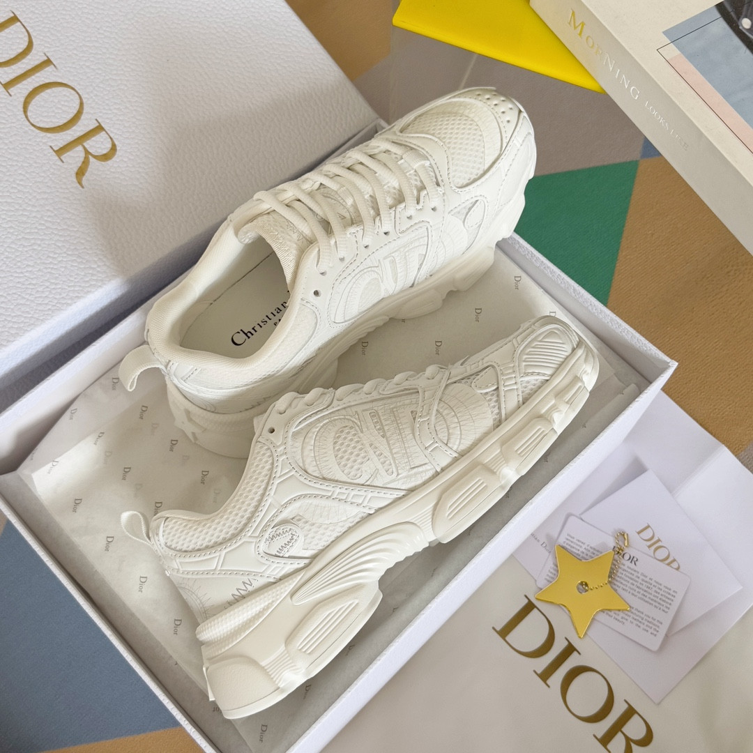 ua D*or chrono sneaker