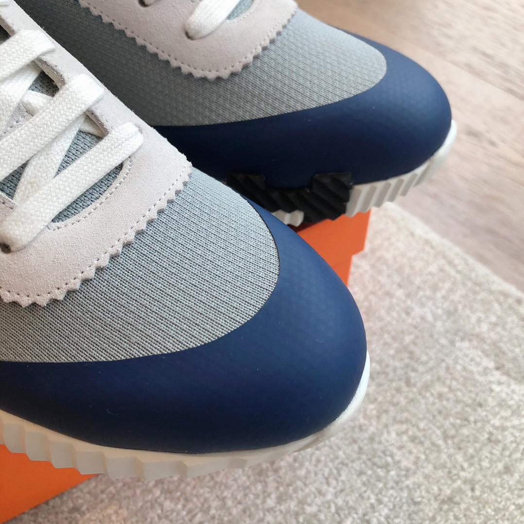 ua H**me5 bouncing sneaker