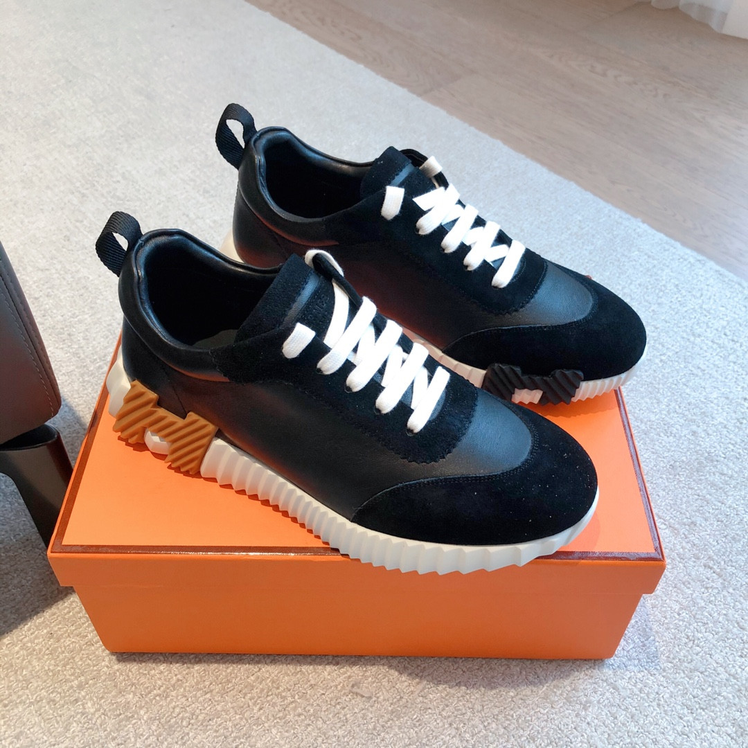 ua H**me5 bouncing sneaker