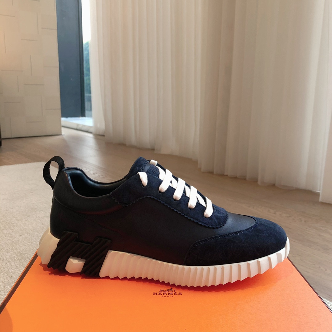 ua H**me5 bouncing sneaker