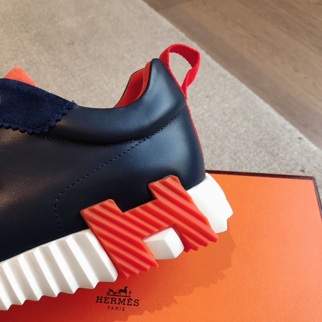 ua H**me5 bouncing sneaker