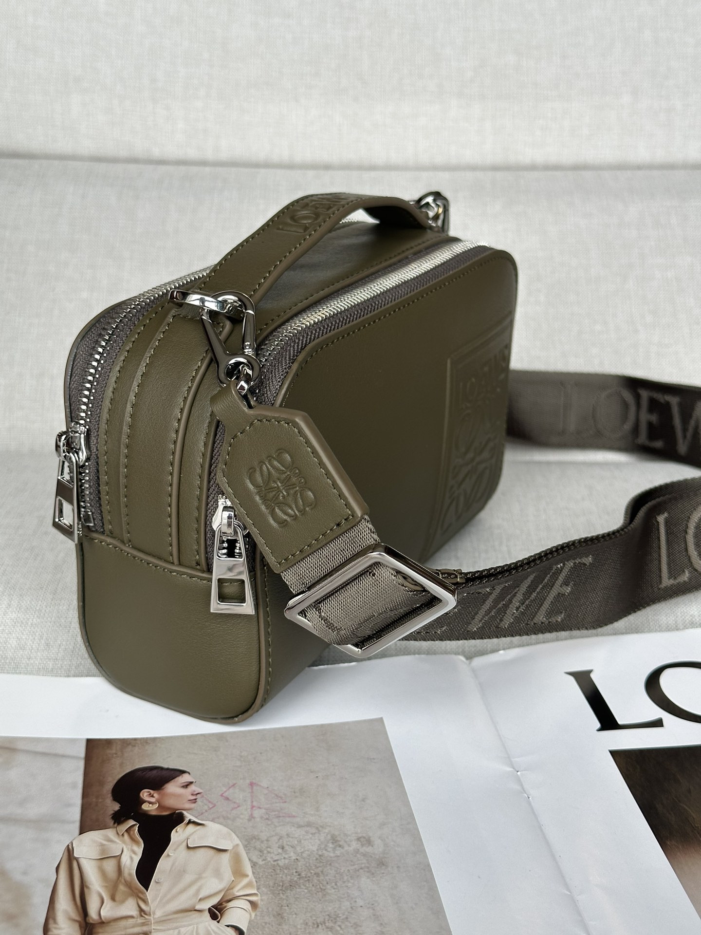 L0ew* mini camera crossbody bag in satin calfskin 13x18x8.5cm