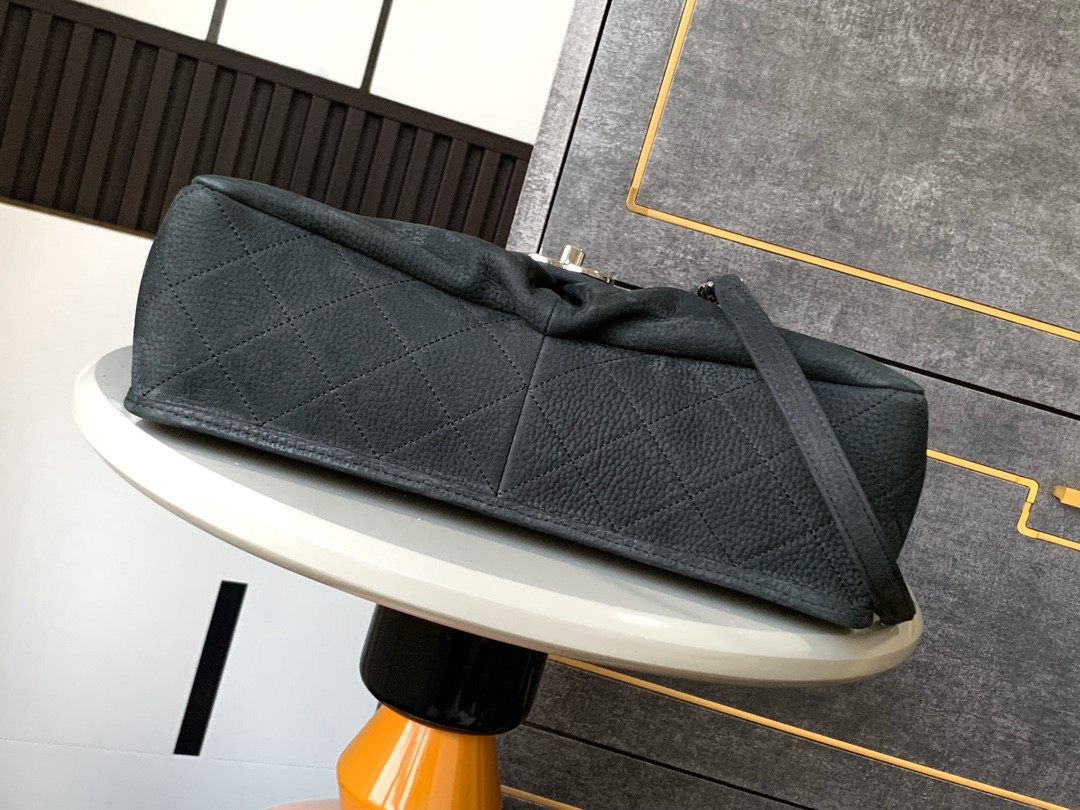 Ch*el shopping bag 34x25x10cm