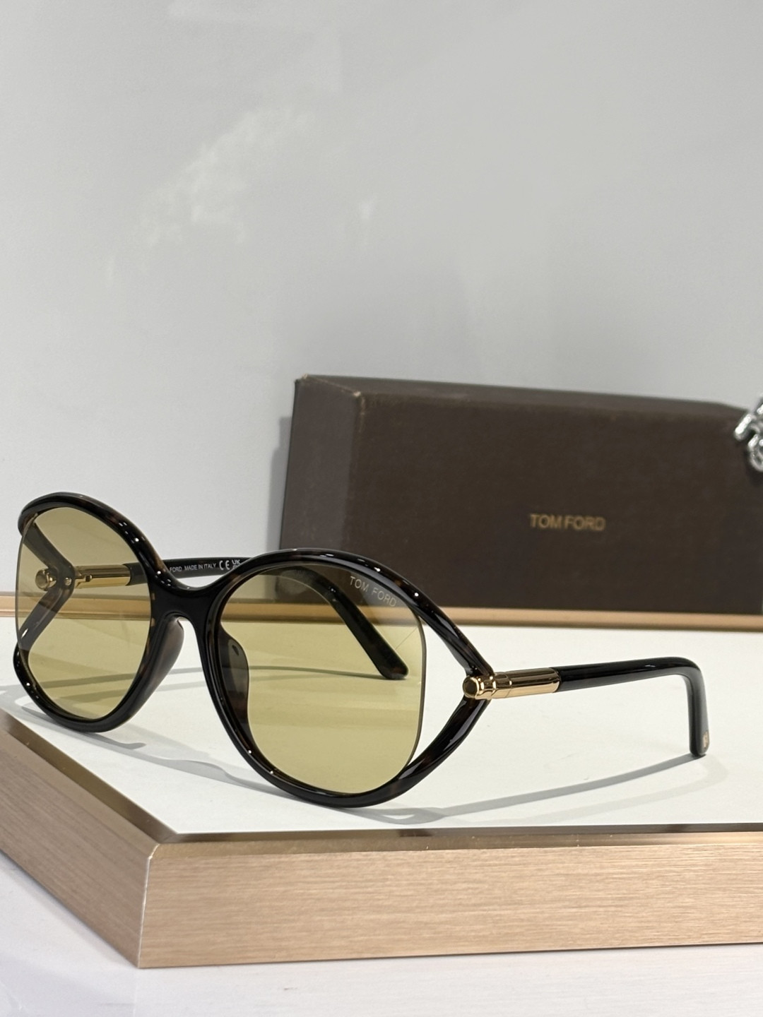 Tom Ford Glasses MELODY FT1090 59-18-120