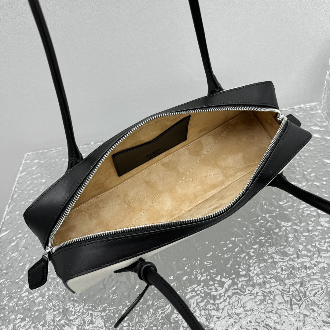 ALAÏA LE TECKEL MEDIUM BAG 33x11x10cm