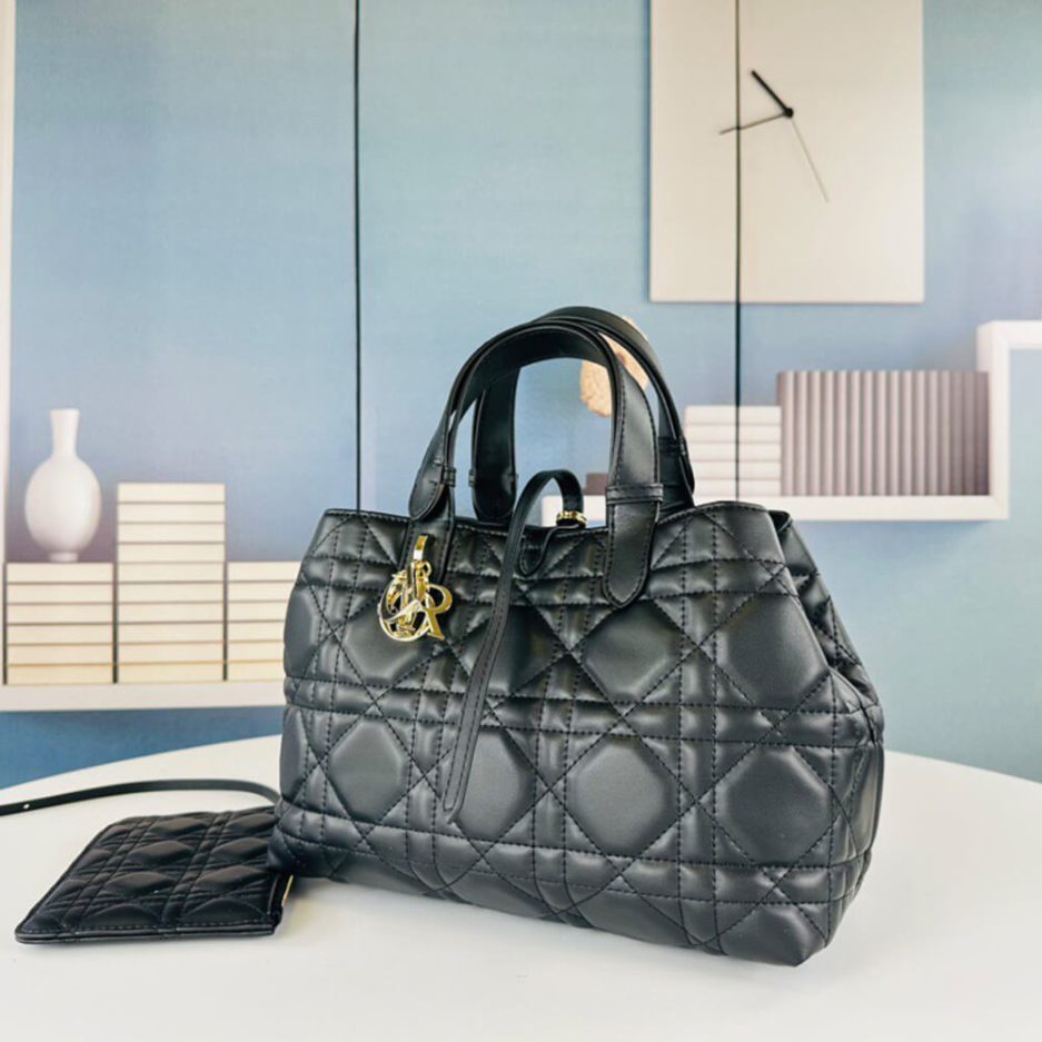 medium D*or toujours bag