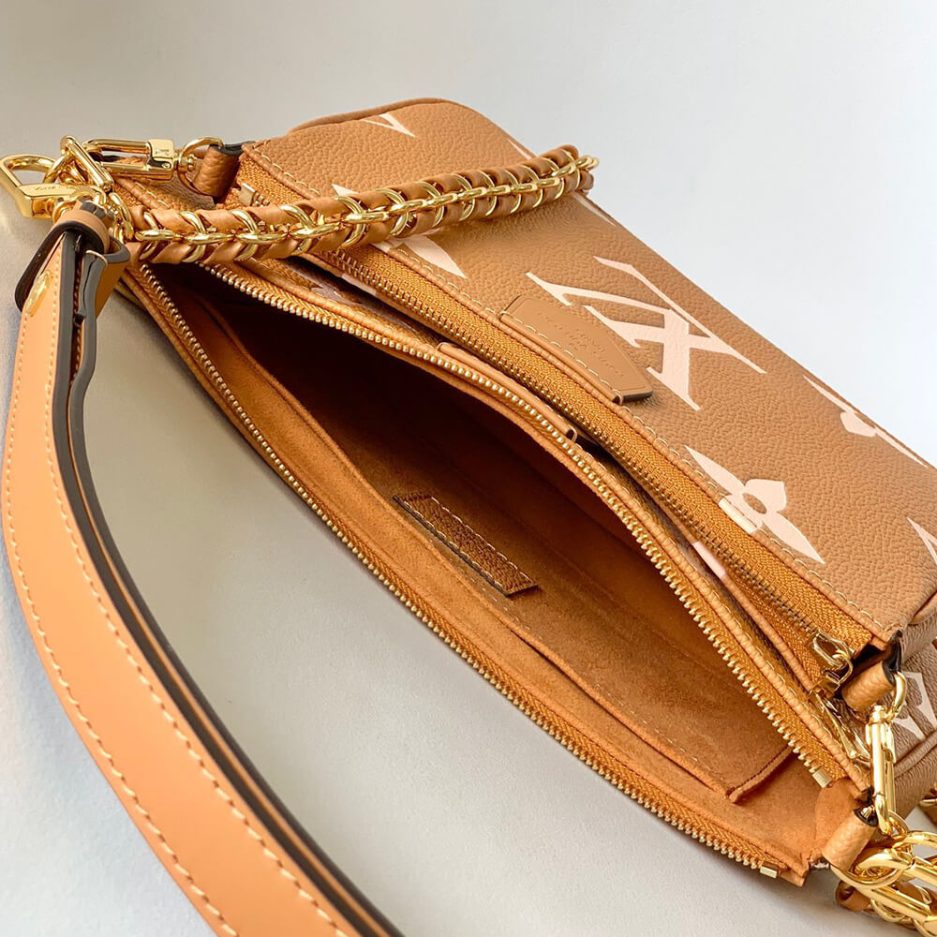 LV Pochette Accessoires