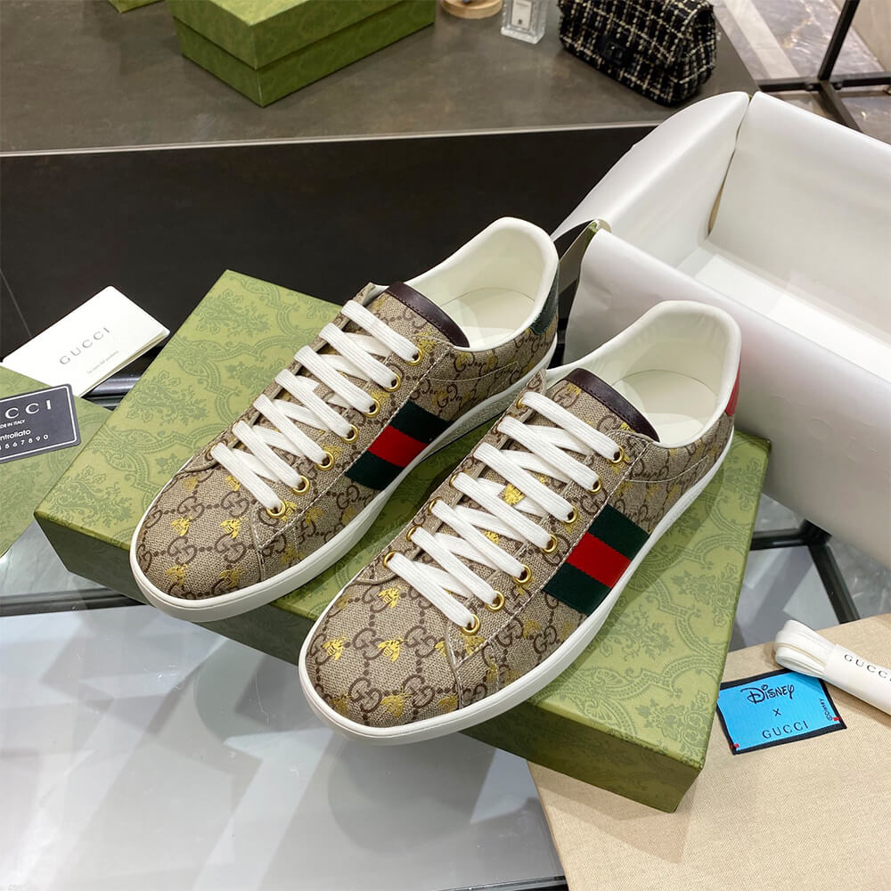 ace gg S*p*e sneaker with bees