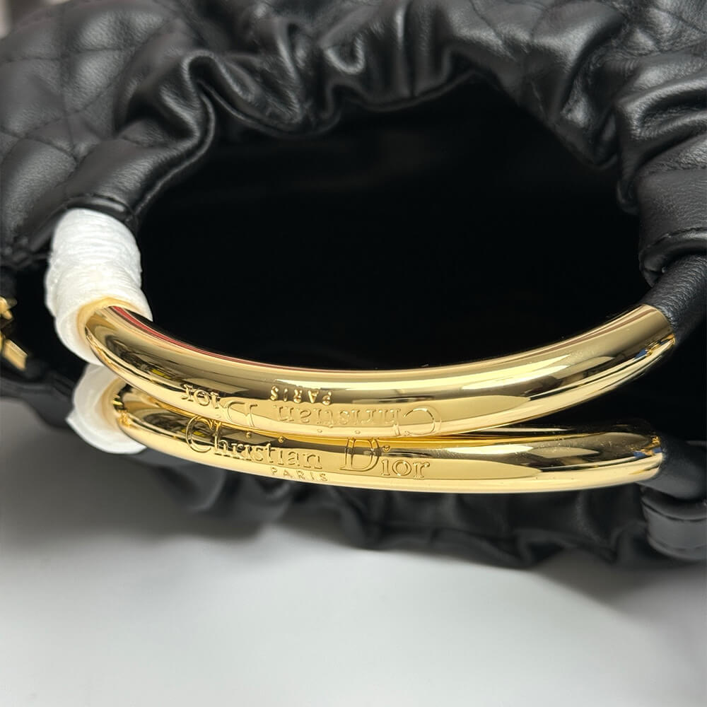 D*or walk in D*or purse