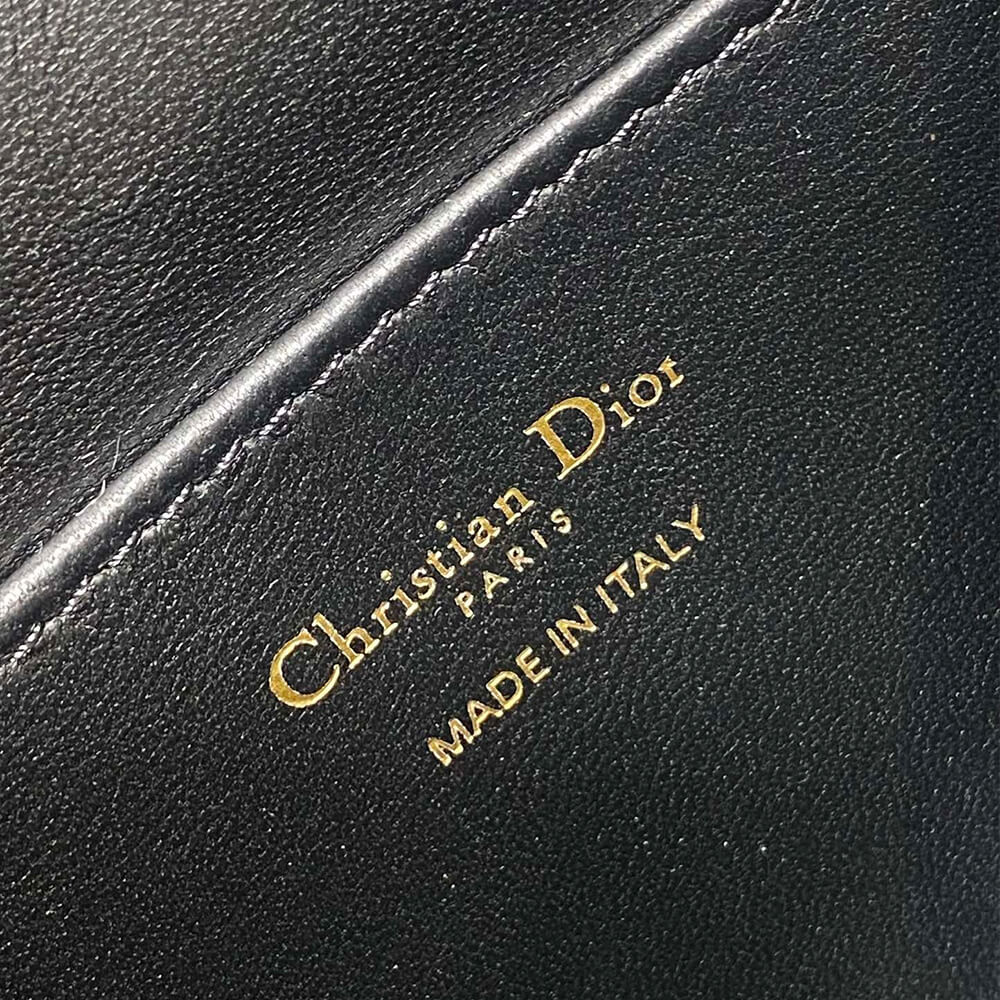 medium D*or caro backpack